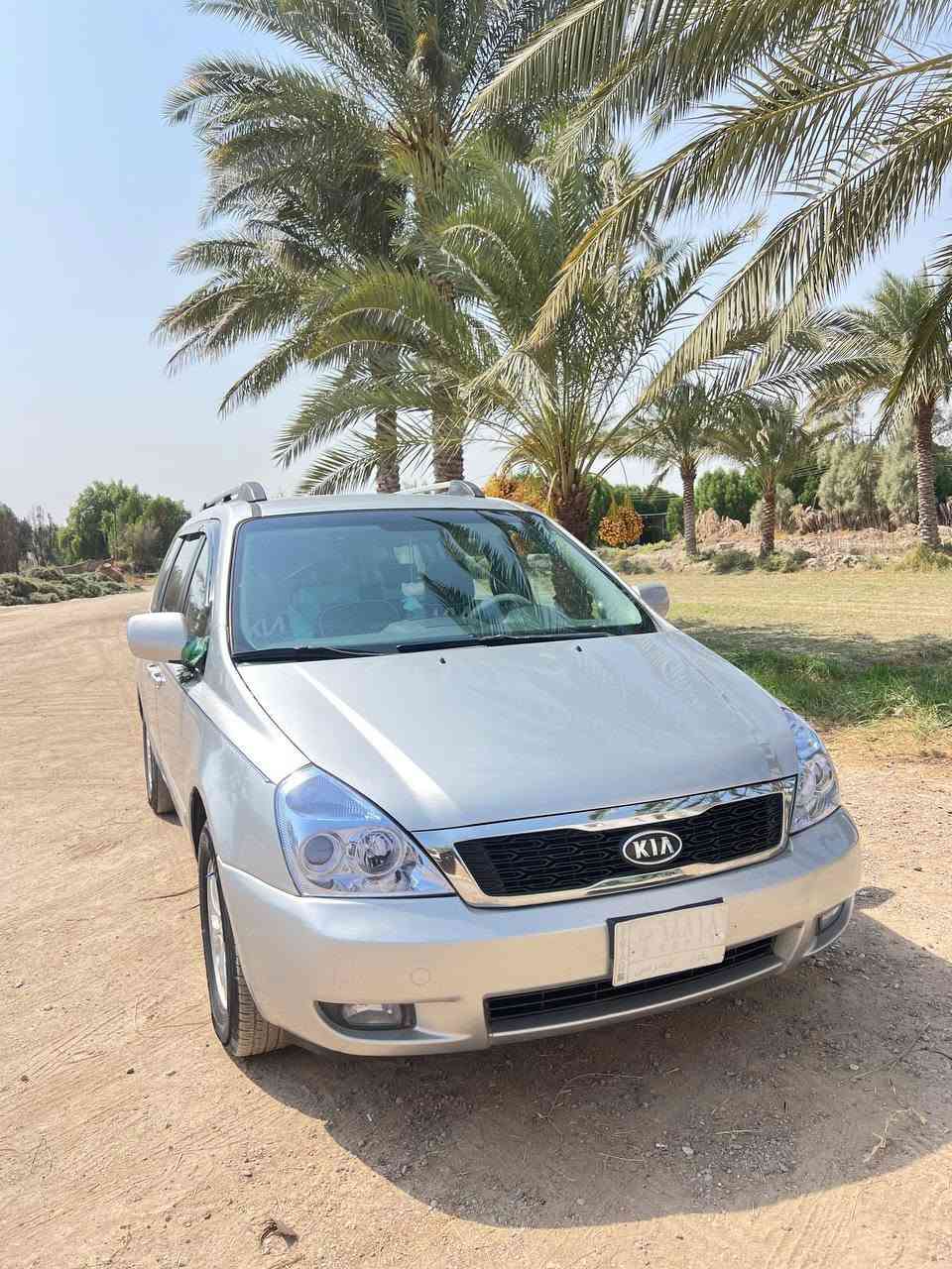 السلام عليكم كيا سيدونا للبيع 2007 رقم بغداد مصبوغه حزام جماليه حادث امريكا جاملغ امامي الايمن محرك قبل شهر مبدله سياره جاهزه منظومه غاز 80 لتر كشنات كامله محوره ومدوشمه ويل كب حجم 16 سياره خير من الله تبريد ثلج قماره جديده قطره جراد مابيه الاستفسار عل رقم ***********
