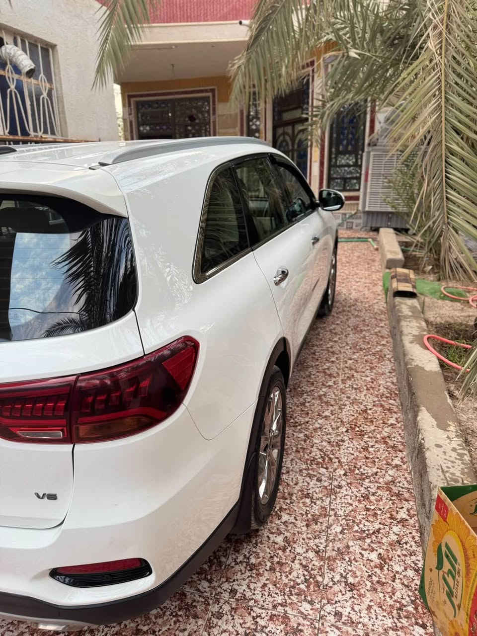 سورنتو للبيع موديك 2019 البصره القرنه
***********
