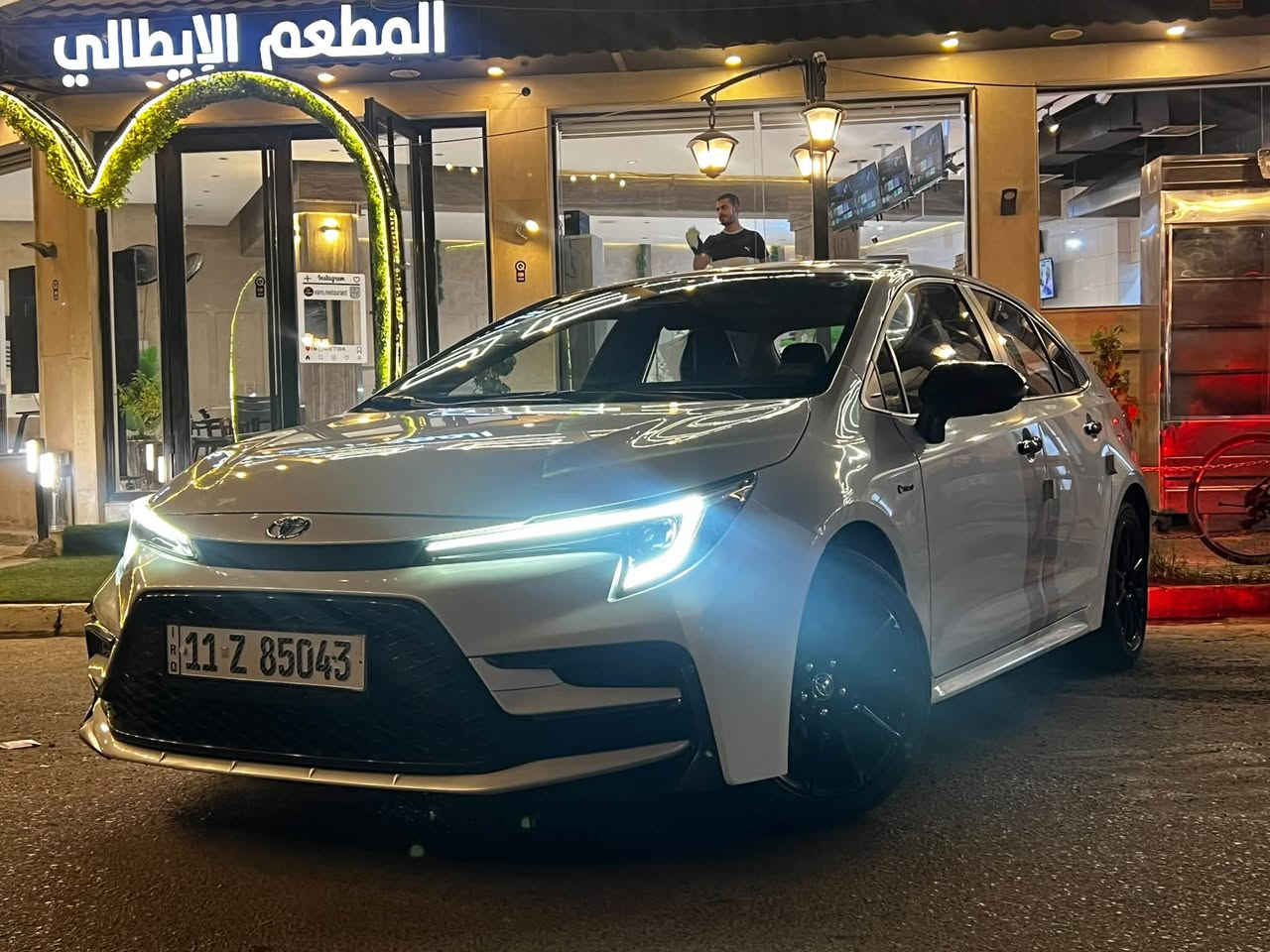 كورلا اس • هايبرد 1800 • فتحة سقف