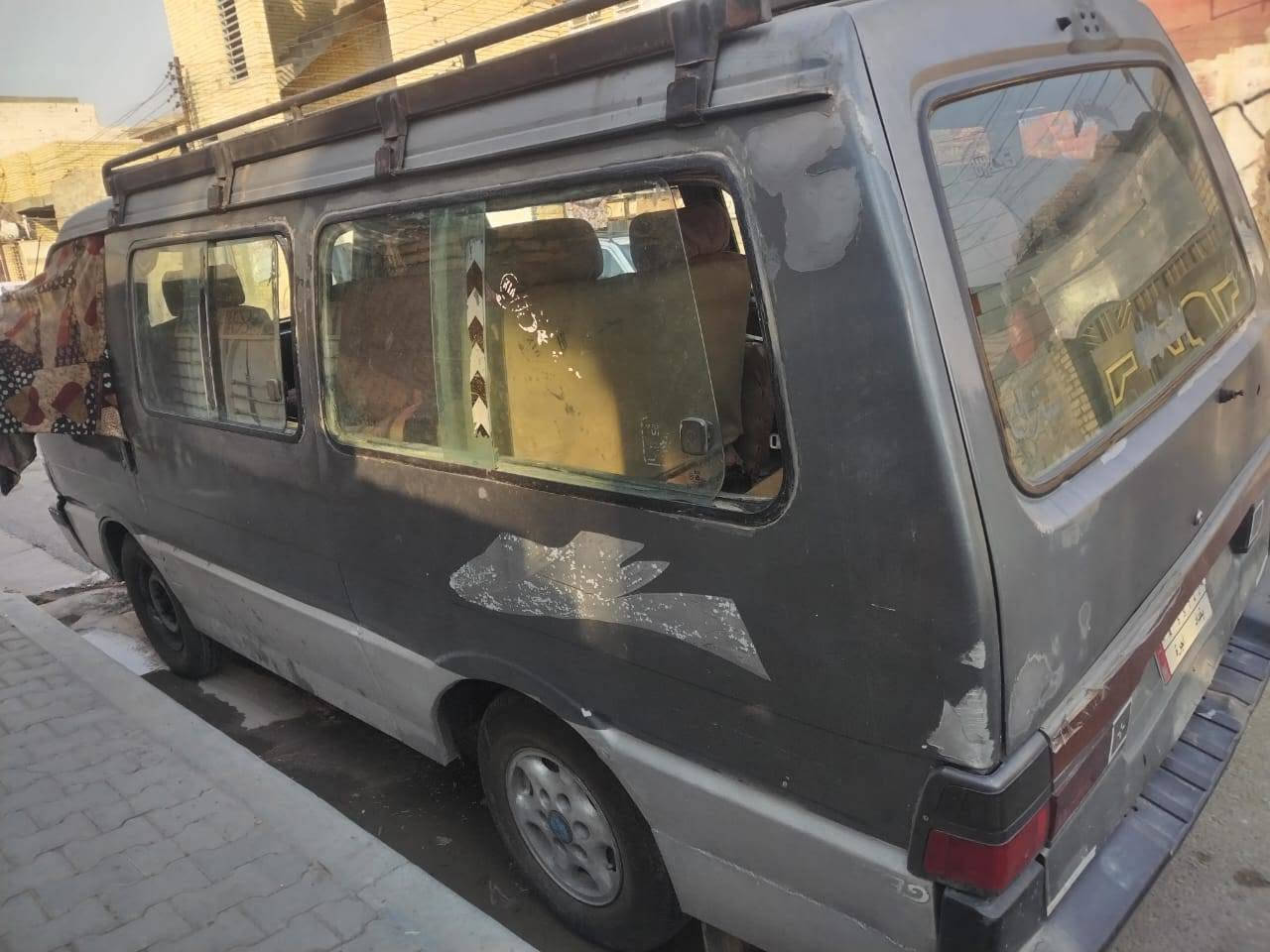 السلام عليكم كيا بستا رقم بغداد ألماني تحويل مباشر موديل   ٩٣  مكينة وكير واكسل السيارة جاهزة مكان السيارة بغداد  السعر 30 ورقة وبيهة مجال للأستفسار الاتصال على الرقم ***********
