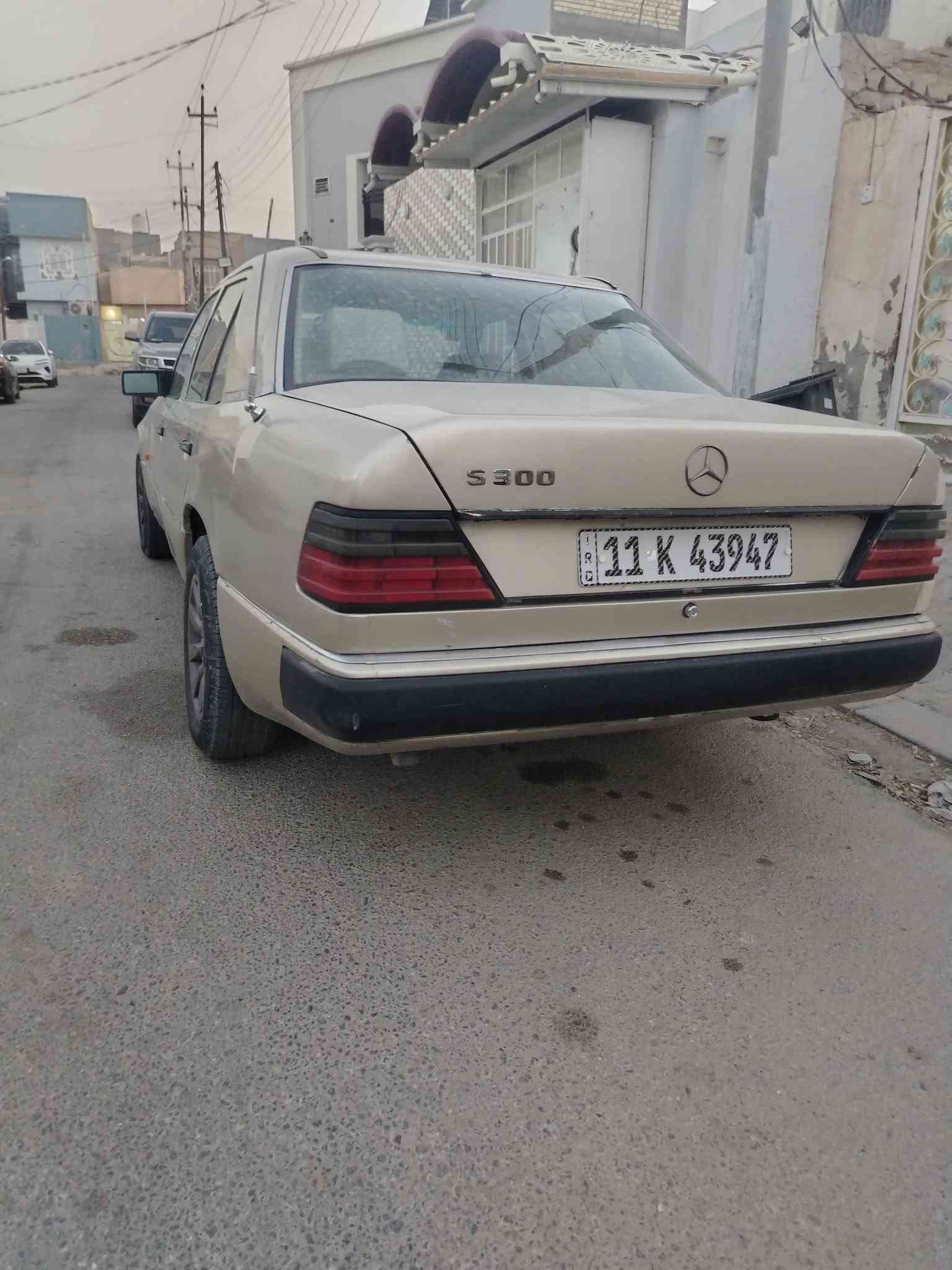 مارسيدس للبيع مكينه بطه تبريد حداديه تخم تاير ويل كب كله جديد السعر ٤٢ ترهم مراوس ونقد واقصاد للاستفسار ***********

