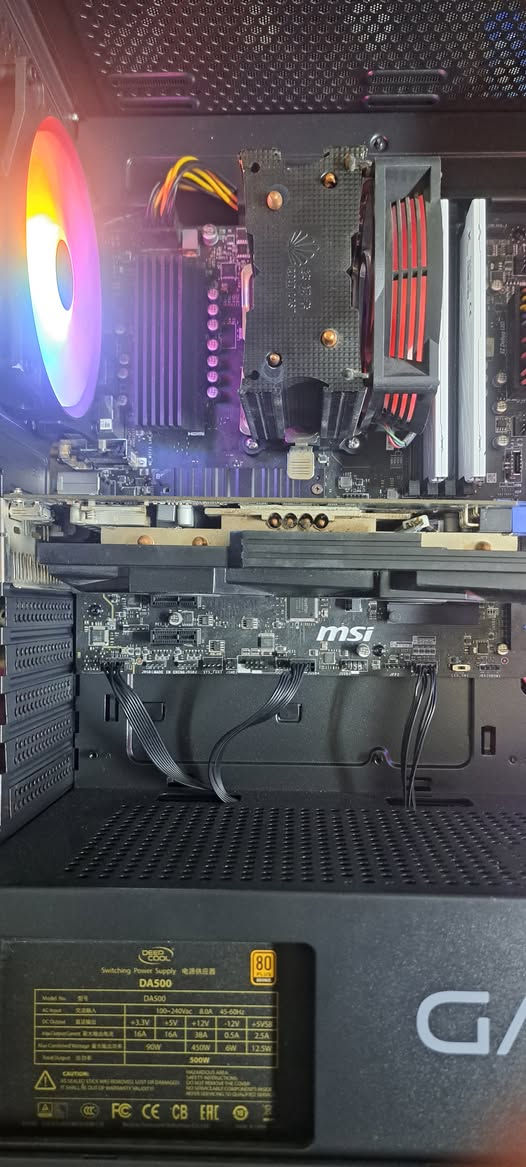 كيس تجميعة العاب 

المعالج  ryzen 5 5600x

التبريد غازي  ag400

الرام   kllisre  ddr4 16gb

المذربورد  msi b550m pro-vdh wifi

كرت الشاشة axel rx 580 8gb

الكرت اصلي مو صيني

الهاردات. ssd 500    

البورسبلاي  deepcool 500w

كيس galax case 4 fan

سعر الكيس 635 الف 

بغداد شارع الصناعة 

لايوجد توصيل رقمي ***********
