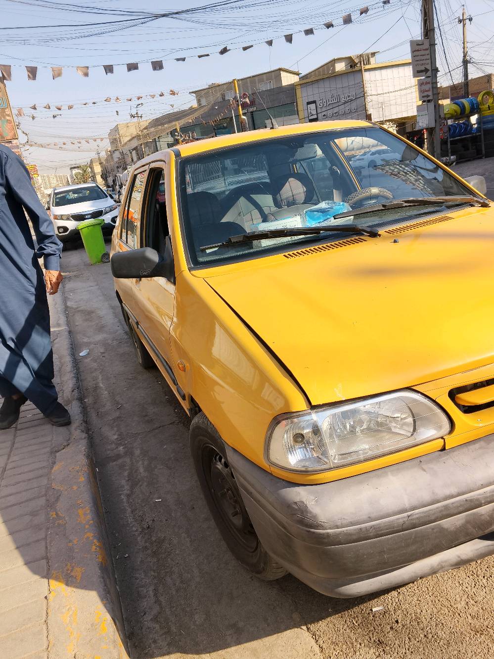 السلام عليكم  سايبا موديل ٢٠١٥ للبيع سيارة نضيفه كلش فقد بيهه طخه من الإمام موضخه بل صورة وبيه طخه من خلف للبيع مكان بغداد دورة سعر ٣٥ وبيه مجال  واكو مراوس بفيرنا هي وانطي
 وفرق