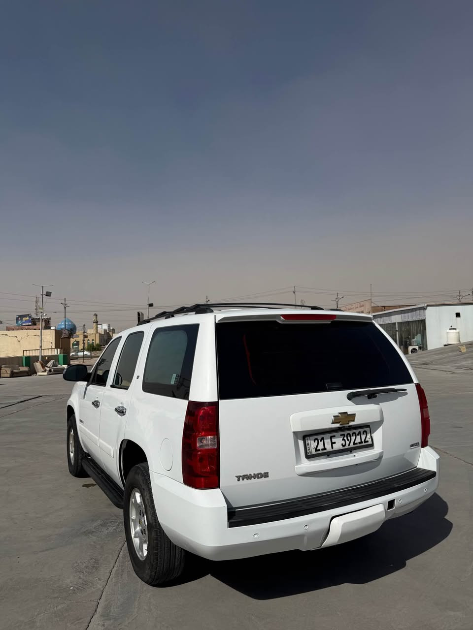 السلام عليكم تاهو 2008 للبيع كفاله عامه عدى اربع اصابع بلجاملغ الامامي الايمن صبغ فقط سياره جديده كير مكينه حداديه تخم تاير كله جديد رقم سليمانيه بأسمي تحويل ثاني يوم السعر 205 وبيها مجال بسيط *********** العنوان بصره شط العرب الجزيره Singapore

