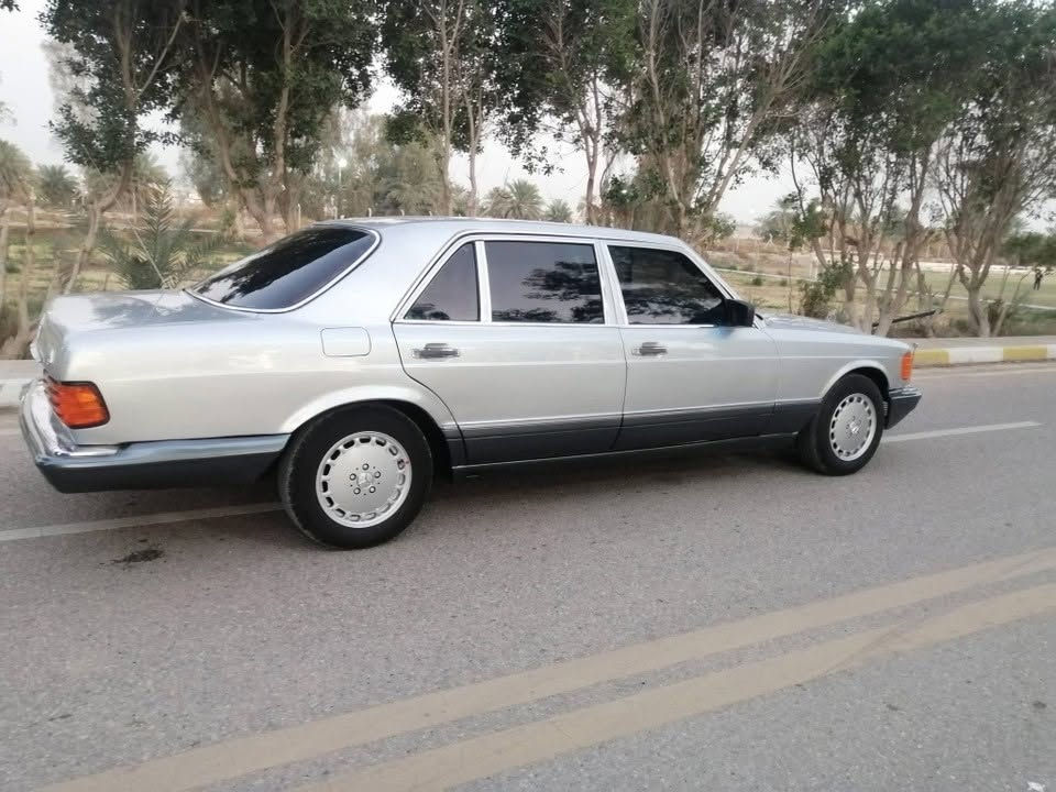 سلام عليكم
مارسيدس رئاسي 300SIL بلاد باب طويل 

موديل 1989 تبريد شغال مابيها اي نقص

مراوس بي ام 525 مسكر نظيفة

*********** واتساب
