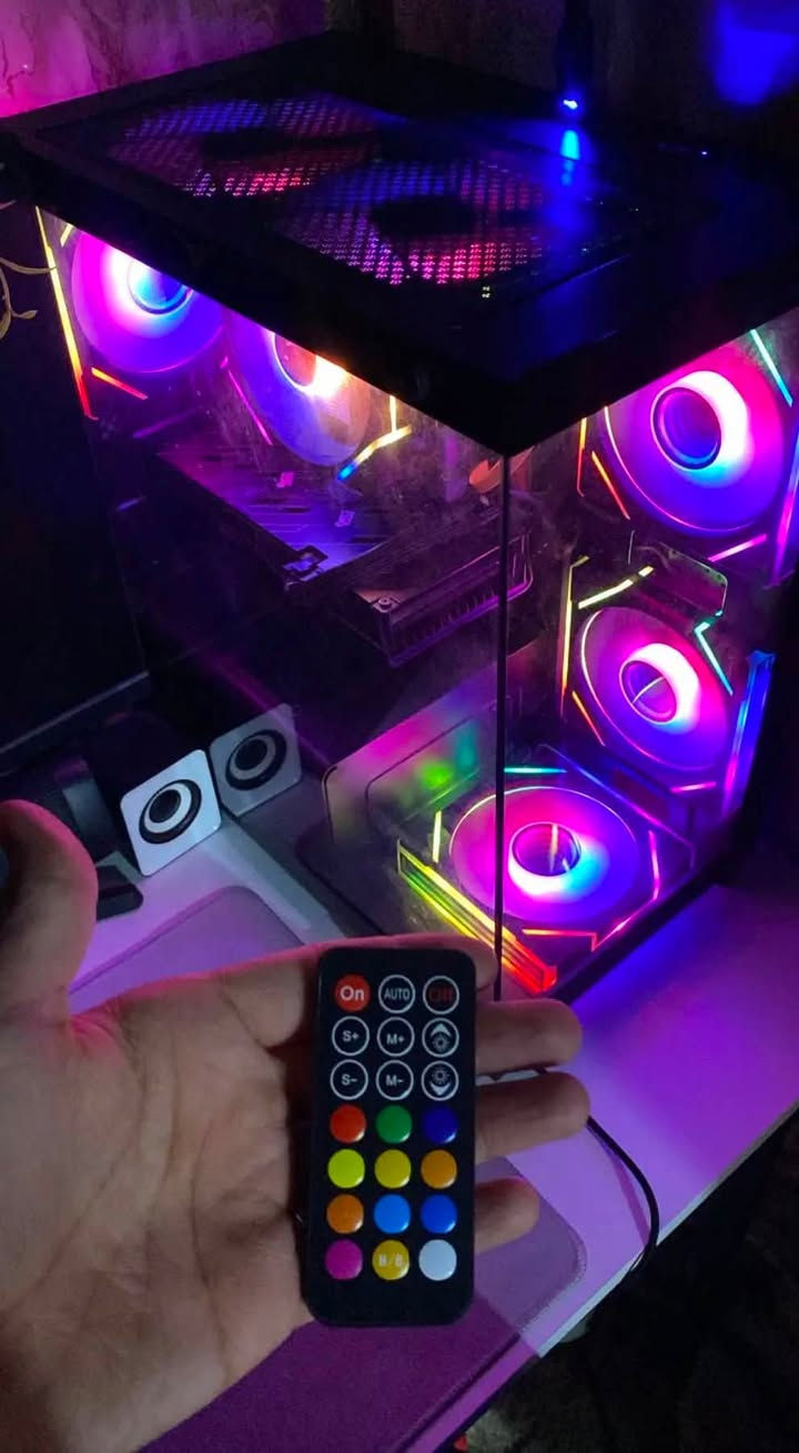 مكلف بالنشر يعني مو الي*
حاسبة للبيع كيمنك 

المواصفات:

Rx 580 8gb
Xeon e5 2650 v4
Ram 16gb 3200
Psu 500w
Ssd 237gb hdd 512gb
Case 6 fan argb with hub
Air cooler

السعر المراد:400 الف

للتواصل فقط مع البائع رقمه ***********
