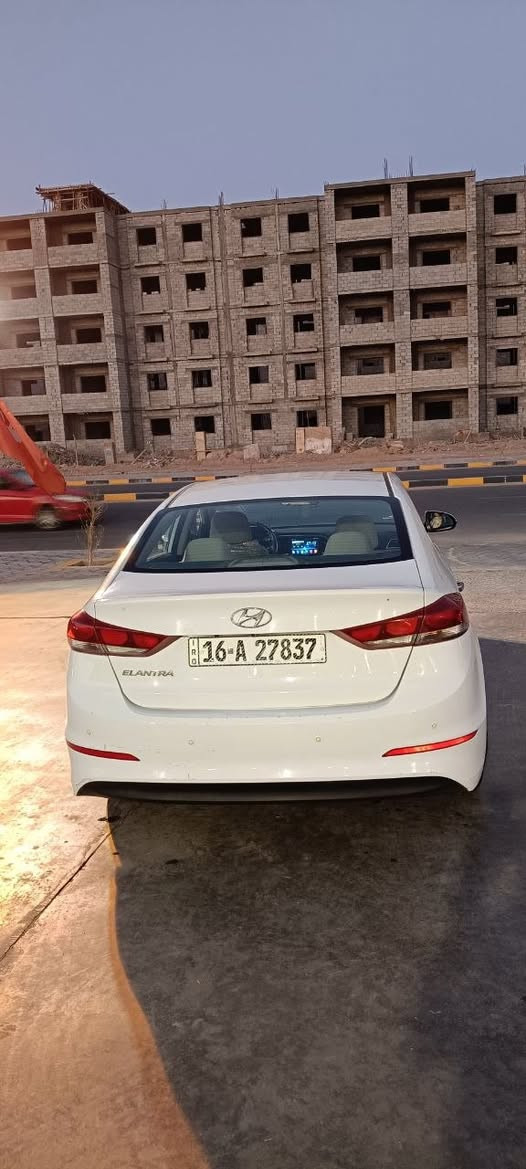 السلام عليكم
🚗 للبيع: هيونداي ألنترا 2017

🔹 الموديل: 2017
🔹 المحرك: 2000cc
🔹 وارد خليجي
🔹 فتحة سقف
🔹 السيارة بحالة جيدة جداً 
🔹 استخدام شخصي
🔹 نظيفة من الداخل والخارج
🔹 مكيف شغال وبارد 
🔷 حداديه جديده 
🔹 جميع المواصفات تعمل بصورة جيدة
🔹 ماشية تقريباً 120,000 كم

📍 الموقع: الديوانية

💰 السعر: [128 $]
📞 للتواصل: [***********]

السيارة للفحص والشراء بعد الفحص، والجاد يتفضل.
