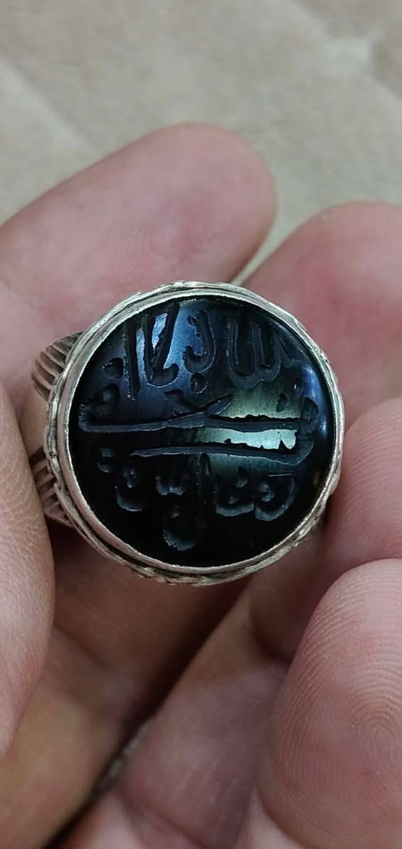 مجموعه  خواتم   راقيه   للبيع    ***********  بغداد

