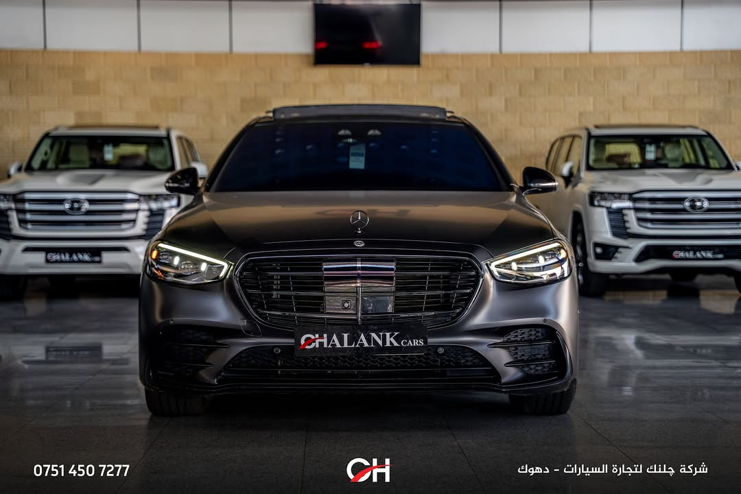 Mercedes-Benz S500 4MATIC
السنة: 2023 الممشى: 60,000 ميل الحالة: USA Clean الموقع: دهوك
المحرك ونظام الدفع:
محرك 6 سلندر خطي 3.0 لتر Turbo
نظام Mild Hybrid EQ Boost
القوة: 429 حصان
العزم: 520 نيوتن متر
ناقل حركة أوتوماتيك 9 سرعات 9G-TRONIC
نظام دفع 4MATIC
تسارع 0–100 كم/س: حوالي 4.9 ثوانٍ
المواصفات:
شاشة وسطية 12.8” OLED
شاشة عدادات رقمية 12.3”
Apple CarPlay + Android Auto
كاميرا خلفية
حساسات أمامية وخلفية
مقاعد جلد فاخرة
مقاعد أمامية كهربائية مع ذاكرة
تدفئة وتبريد المقاعد
فتحة سقف بانوراما
Ambient Lighting
نظام صوت Burmester
Head-Up Display
دخول وتشغيل ذكي
Soft Close للأبواب
مصابيح Digital Light
أنظمة أمان ومساعدة السائق
📞 *********** شركة جلنك وليد صبري – دهوك
#Chalank_cars_duhok

نص مكتوب في الصور:
- *********** CH شركة چلنك لتجارة السيارات - دهوك
- ***********
- CH
- شركة چلنك لتجارة السيارات - دهوك
- *********** شركة چلنك لتجارة السيارات - دهوك