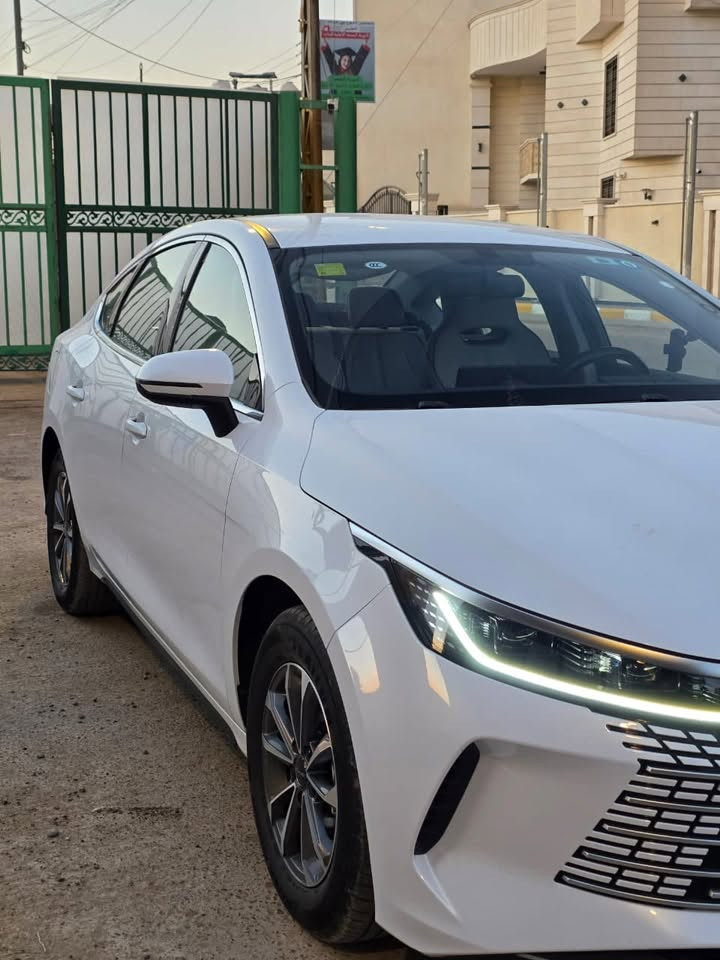السلام عليكم 🌹

🚘 للبيع BYD ديستروير موديل 2025

▪️ مرقمة وكاملة، عليها ملصق ولوحات
▪️ الممشى: 19,000 كم
▪️ كفالة عامة للسيارة
▪️ مكان السيارة: بغداد

📞 للتواصل: ***********
