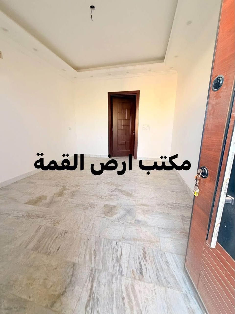 #لـلايـجـار في السيـديـة
بيت 55متر

‏زيرو￼

يحتوي على 3 نوم: 

غرفتين نوم 

وصالة ومطبخ 

وخدمات صحيـة 

لـلاستفسار : ***********

#مكتب_ارض القمة_للعقار_

عنوان المكتب📍
