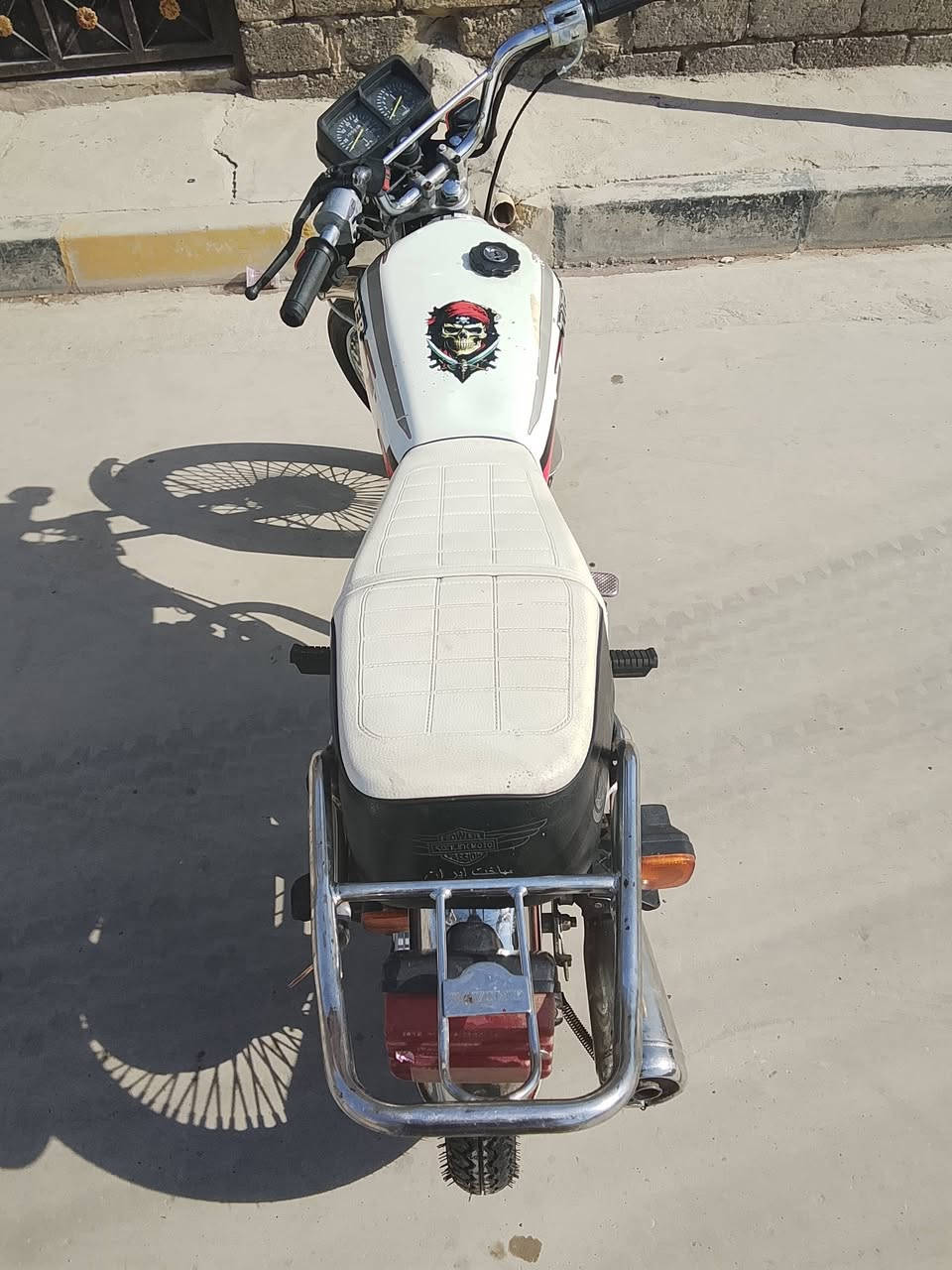 🏍تايكر 2019 
ختم شاصي محرك2019
مكينه نشطه صوت فيلس بس شرط 
لا تبخير ولا تنقيص ولا صرف 
تايرات جديدات  دبلات شغاله شرط 
وايرمنيه شغاله ما عده الايت  
الماطور نضيف  وسعره حيل مناسب اعرف سعره اغله من هيج بس متوازي ع بيعته 
300 وبي مجال 
*********** بي واتساب 
غير متواجد ع فيس
