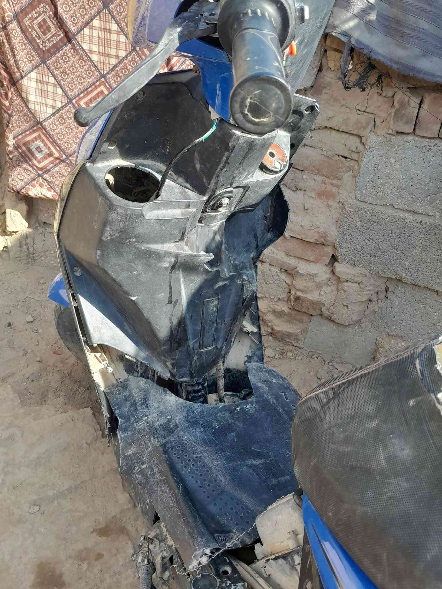 السلام عليكم دراجه ماكس للبيع السعر 350 وبيها مجال دراجه مع مجفته بس عاوزها كفرات والموش الراي دا يتصل هذا رقم تليفوني***********
