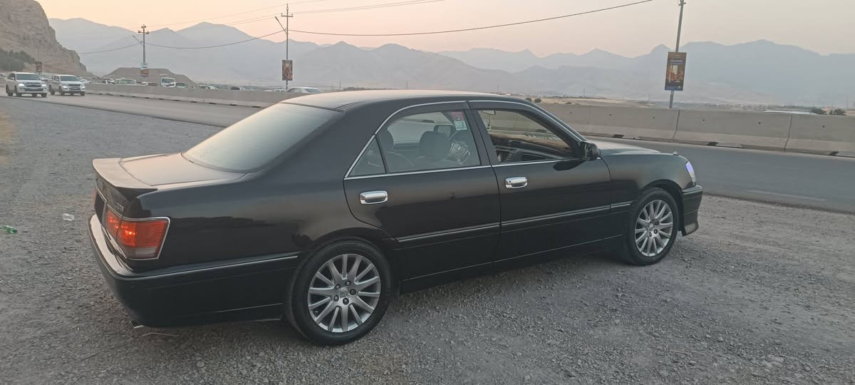 مەلیکە بەس موس بۆ فرۆشتن  
٢٠٠١مانگی ٨ / ٢ دوگمەی مەکینە گەورە گێڕو مەکینەبەشەرت
پێشو دوا کریستار  ٤ کوشن کارەبا سوکان کارەبا دەژبول نەجەف ئاوێنە شوفتو هیتەر ٤ جام ئۆتۆ  برێک بەستراوە 
تەبریت سارد ئیش ناکات  گەرم بەشەرت ٤ ویلو تایەی لۆکی لەژێردایە سەیارەکە توندو تۆڵە چرکەی تێدانییە 
دەعمو لێدراو قنج سەقف و حیزام  بەشەرت کەڤەر گۆڕاو بەشەرت  کۆدیشی بۆ کراوە سعری ٤٦ گەڵاو مەجالێ برایانە  شوێن ڕانییە/ ژ م *********** رانية, السليمانية
