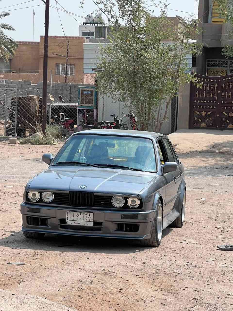 السلام عليكم اخوتي بي ام زعرة
معمره من الصفر عل شاصي مقاطعة بل تيك توك 

من الصفر يعني من الصفر كوله جديد كير مكينه صدر امامي خلفي دبلات امامي خلفي عوازل سمكره صبغ الوحيدة بل عراق وايد بدي  شفت رياضي كير جاتريك نمرة قصيرة  نقصه بس تبريد. الاكسل رون عالي رقم ديالى مشروع وطني اي غرامة ماعليه سنوية ساقطة 2025 
تحويل موجود السيارة نقصه دوشمة فقط 
سيارة اتخبل نصبه وشلعة كهربائيات  ويالة جدد تايرات جدد انارة داخليه زنون عالي ناصي كشنات  ميماتي حركات  شغاله كامله مال جناي تجي وشوفه بعينك متعوب عليه ومصروف عليه 
 موقع السيارة ديالى بعقوبة هاذ رقمي *********** 

السيارة معروضة ب٥٥ 💵
