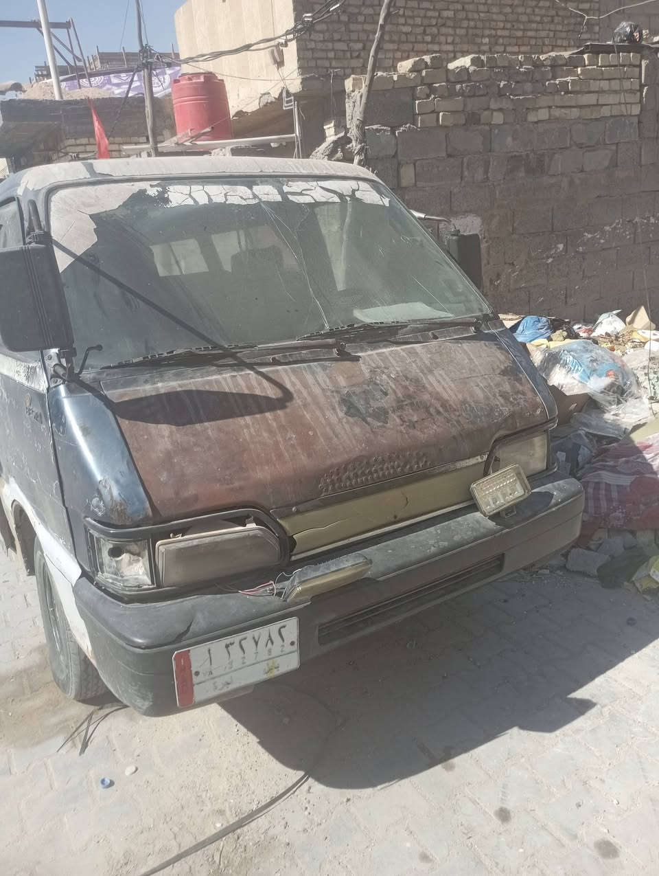 السلام عليكم
كيا بستة موديل 94 بيع سنوية ورقم 
كير مكينة شغالات سيارة واكعة رقم بابل 
مصفرة هيئة وغرامات مكان بغداد الرقم 
***********
