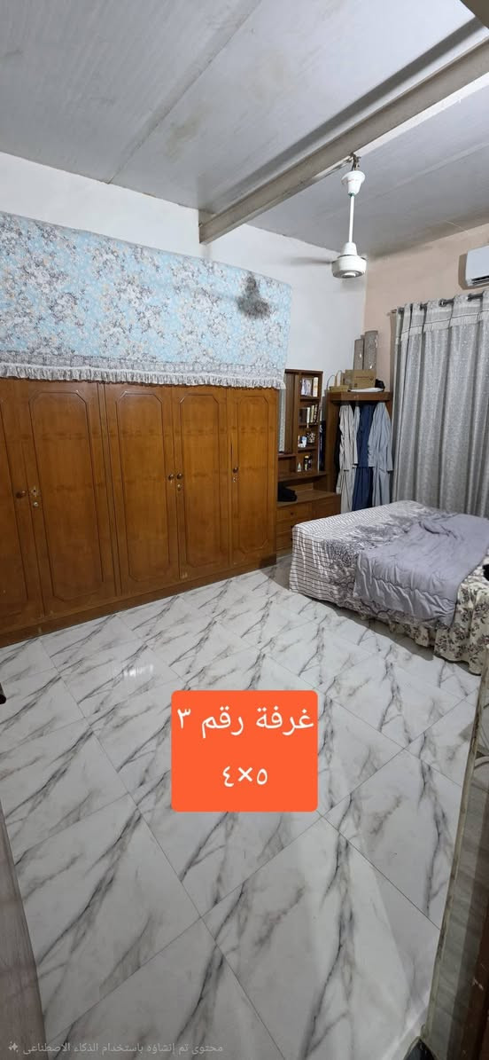 على بركة الله
دار للبيع المساحة ٣٠٠ ركن 
كوت / حي الجوادين الثانية شارع مدرسة الودق للبنات
الصور هية تتكلم عن نظافة البيت و ترتيبه
ماء
كهرباء
مجاري
انترنت ضوئي
منظومة كاميرات صوت و صورة
كولة جاهز 

للأستفسار الاتصال على الأرقام التالية
***********
***********
***********
