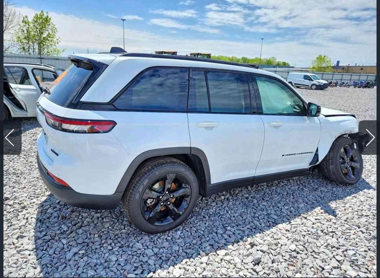 سلام عليكم jeep 2025 لمتد
موعد الوصول للعقبه 9/21  ترهم حره ترهم كتاب شهداء 
السعر 199$
للتفاصيل ***********
