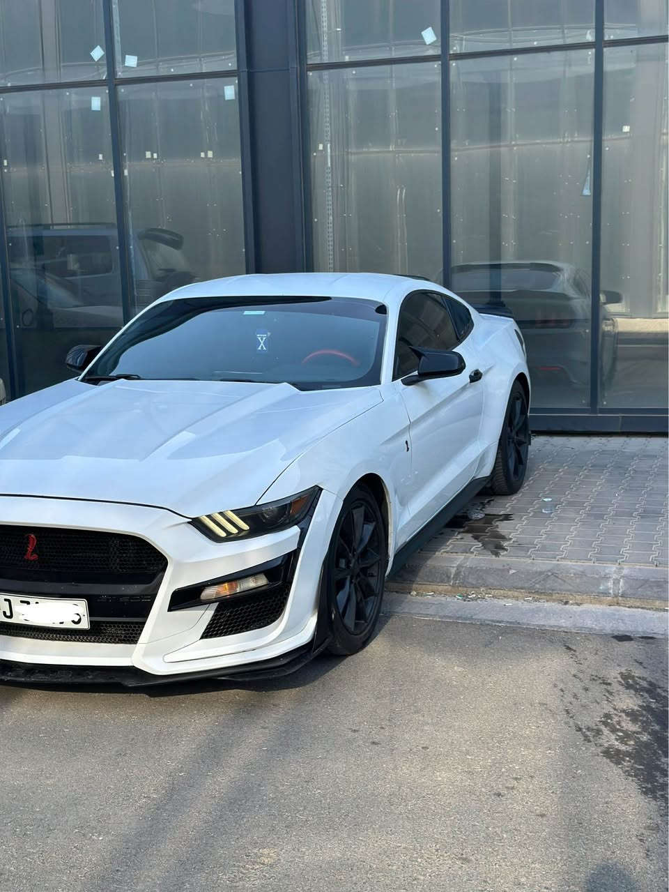 Mustang 2016 eco bost
چوار پستۆن سه‌یاره‌كه‌ زۆر تازه‌یه‌ 
یه‌ك چه‌ملخی بۆیاخه‌ له‌گه‌ڵ بستی بۆنیتی بی ناوگردن بی ئیرباگ 
مه‌كینه‌ی كراوه‌ته‌وه‌ به‌شه‌رت 
سه‌نه‌وی تازه‌یه‌ 
كامل جوانكاری بۆ كراوه‌ 
سعری ١١٦ مه‌عامه‌له
*********** السليمانية, العراق

