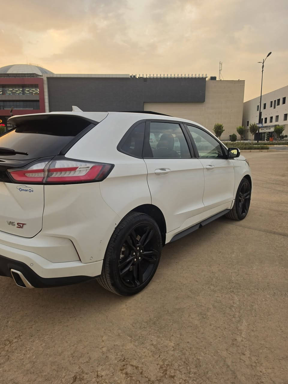 فورد ايدج Ford Edge ST 2020
فول مواصفات ST اعلى فئة
محرك ٦ سلندر، ٢.٧ توين توربو
٣٣٥ هورس باور
مواصفات :
بانوراما
اتو بارك
صندوق ركل
لايتات دبل عدسة
كشن خزن
كشن تبريد
كشن هيتر
دبل اكسل
كير اتوماتيك، عادي ، سبورت
گیر ماوس
تبريد قطعتين
رادار امامي و خلفي
اوتو ستوب
نقطة عمياء
تحديد مسار
بريك بصمه
دبل اكسل
بصمه
تحديد سرعة
لايت ليد
مانع انزلاق
ماشي ٦٥ الف ميل
الضرر : جملغ السكن صبغ و داخل الدوسية صبغ، البابين مبدل نفس اللون بلادي
ارباكات سليمة و مال سقف مرجع بلادي
رقم الشاصي موجود داخل الصور

📮السعر :178 

للتواصل
***********
***********

 فۆرد ئيدج   2020  ST  
فول مواسەفات
٦ پستۆن، ٢.٧ توین تۆربۆ 
٣٣٥ هۆرس پاوەر

پانۆراما
ئۆتۆپارک
سندوق شاپ
کوشن خەزن
کوشن سارد
کوشن گەرم
لایت دەبڵ عەدەسە
ده بل اكسل
بصمه
رادار
ئۆتۆ ستوب
خەتی جادە
ئاوينه رادار
حساسی دواوە
كوشن كاره با
تبريد مركزى
گێر ئۆتۆماتک+ سپۆرت + عادی
دژەخلیسک
٦٥ هەزار میل ڕۆشتووە
چەمەلەغی سەکن لەگەڵ ناو دۆسیە بۆیاخە، هەردوو دەرگا گۆڕاوە بە بیلادی هەمان ڕەنگ
ئێرباگی شانەکانی بە بیلادی دانراوەتەوە

📮نرخ :: ١٧٨

ژمارەی مۆبایل:
 ***********
***********
