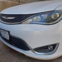 بسم الله الرحمن الرحيم السلام علیکم  من رخصة الادمن للبيع كرايسلر باسي...