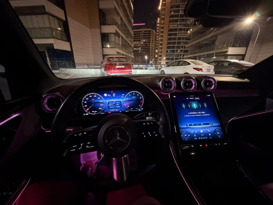 مارسيدس GLC200 coupe AMG
موديل ٢٠٢٥ 
وارد امريكي كلين تايتل 
ماشية ١٧٥٠٠كم
فول موصفا
رقم أربيل السعر 57 الف دولار 
مكان بغداد تواصل ***********
