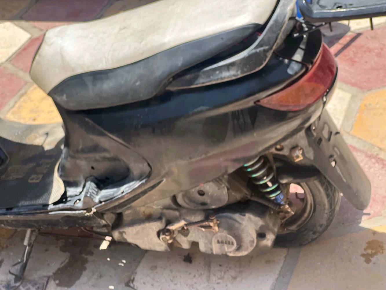 السلام عليكم فراشه فحل  نضيفه مكينه نضيفه مابيها تبخير السعر 225 وبيها مجال 
مكاني نجف مشخاب 
الاتصال***********