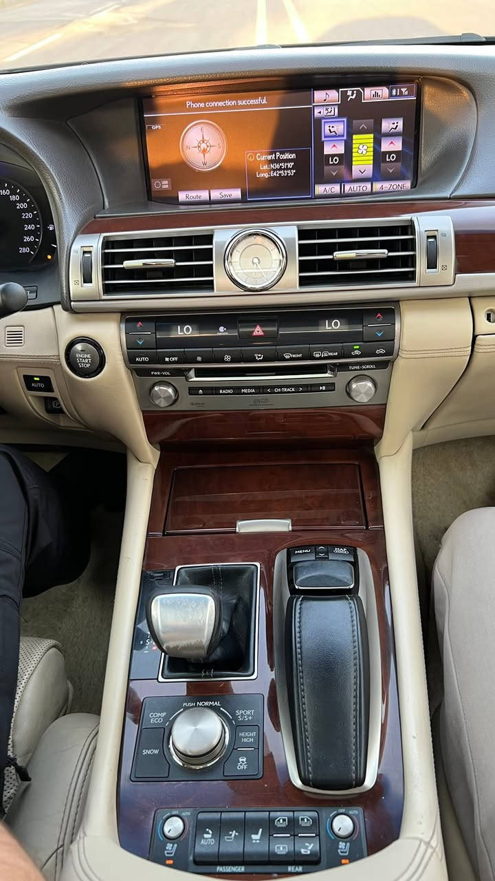 ارخص سعر بالعراق 188 ورقه…
لكزز 2014 فئة Ls450L فول مواصفات خليجي…
ماكو داعي احجيلك عن المواصفات سياره رئاسية…
ضرر السياره بابين تبديل شركة و جملغ صبغ…
بدون دواخل بدون ارباكات بدون شواصي و لغد…
مكفولة من (كير/محرك/تبريد/كهربائيات) محرك 8…
***********
