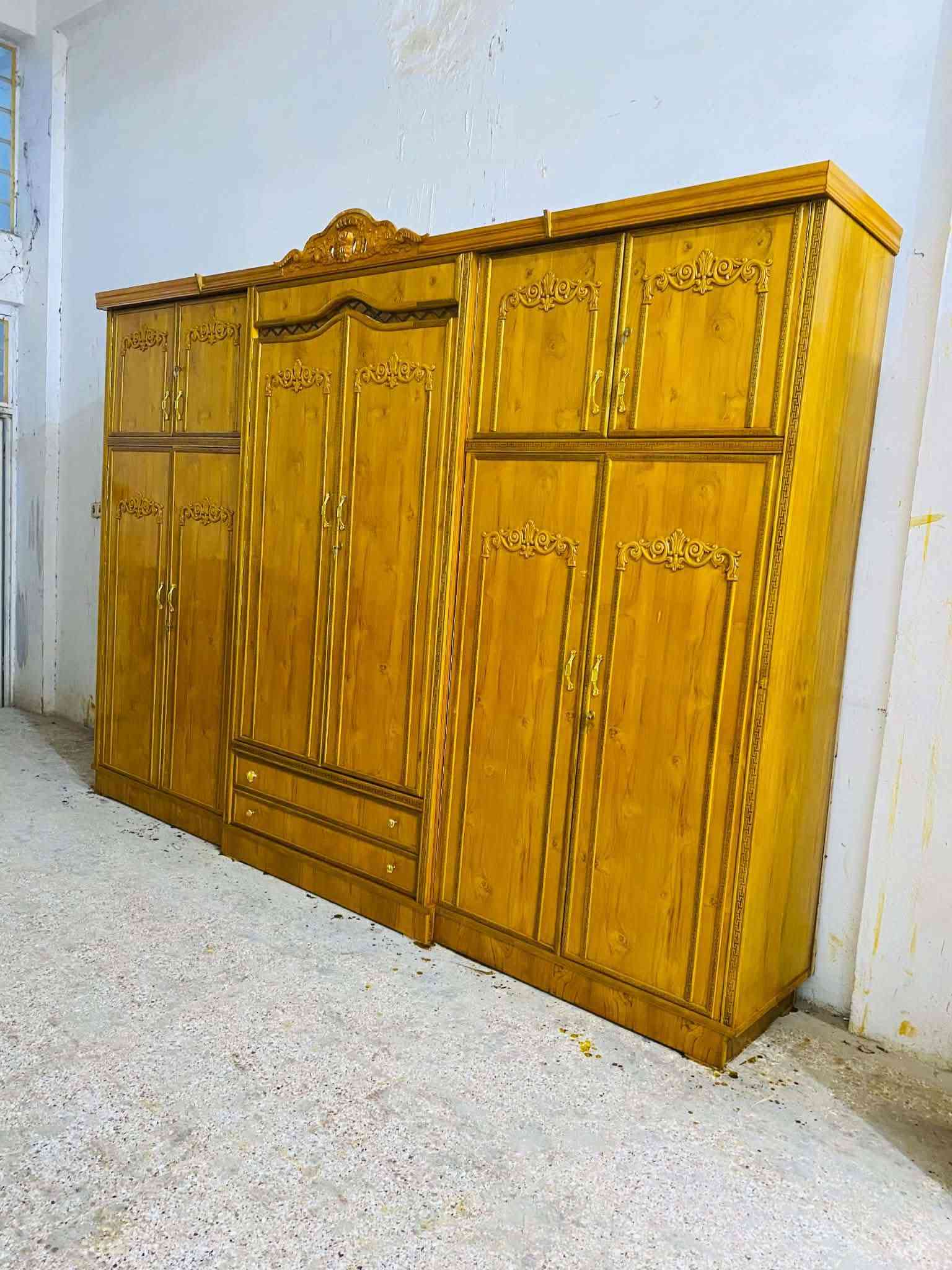 غرفة نوم • كلاسيكي ملكي • شغل زان