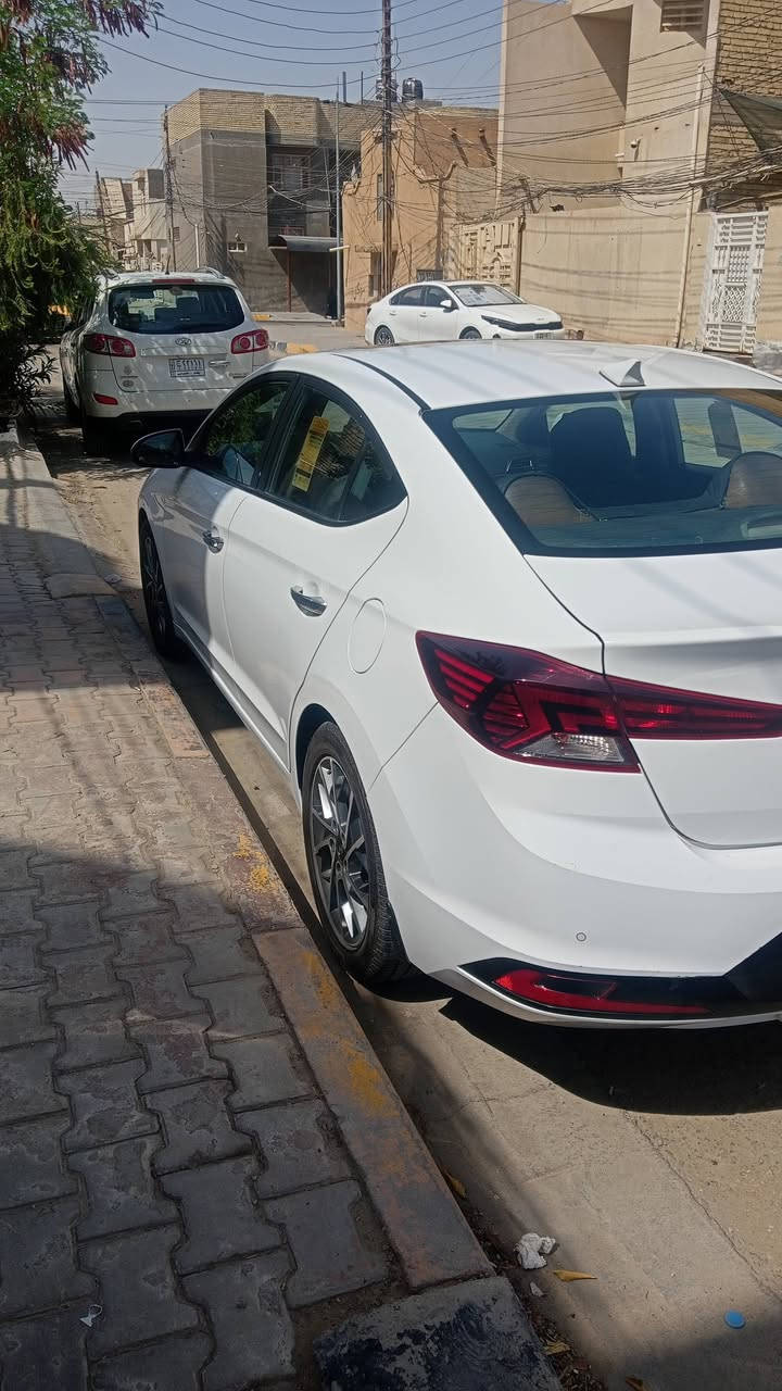 للبيع النترا 2020 خليجي فوول 
محرك 2000 دوش رقم بغداد  تحويل مباشر  سنوية 2030 سونار بالصور  السعر 152 مكانها كربلاء للاستفسار ***********
