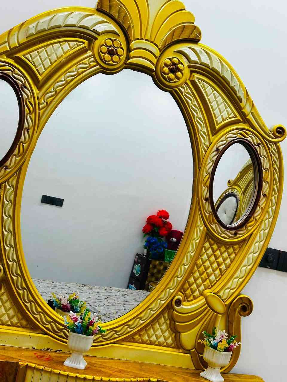 غرفة اخشاب عراقي للبيع السعر 900 عنوان ميسان مركز المحافضه ***********
