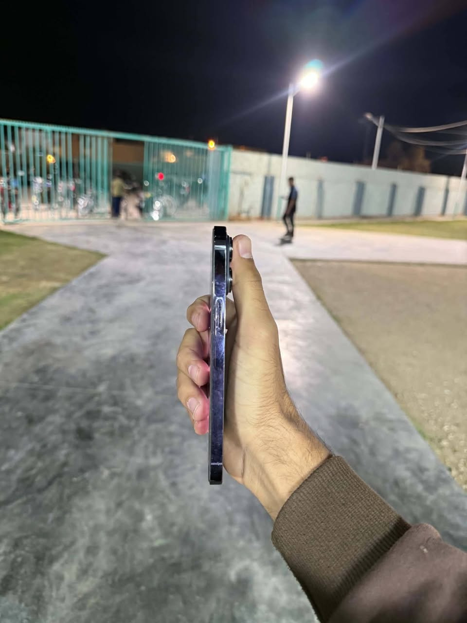 آيفون 14 برو ماكس • بلدي • العبيدي