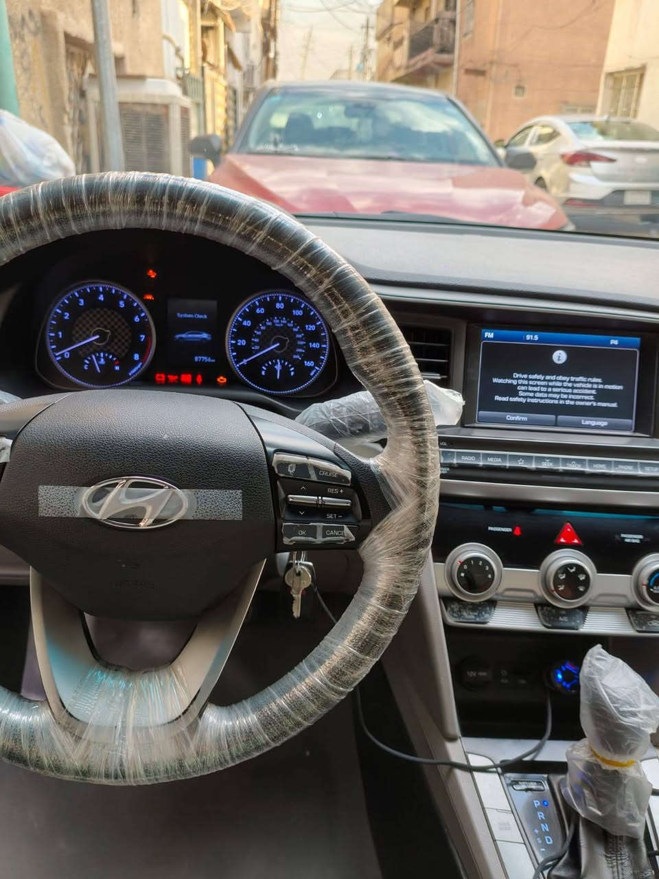 السلام عليكم
للبيع هونداي النترا 
وارد امريكي 
2019
مكينه 2000 دوش
كير AT
كير مكينه تبريد جاهزه
ماشيه ٨٧ ميل 
رقم اربيل 
هزه جديده
سنويه جديده 
حادثها جاملغ وبنيد 
بدون دواخل 
سونار مرفق 
مكان السياره بغداد الجديده
***********
السعر ١١٢ بيها مجال قليل حك الجيه
