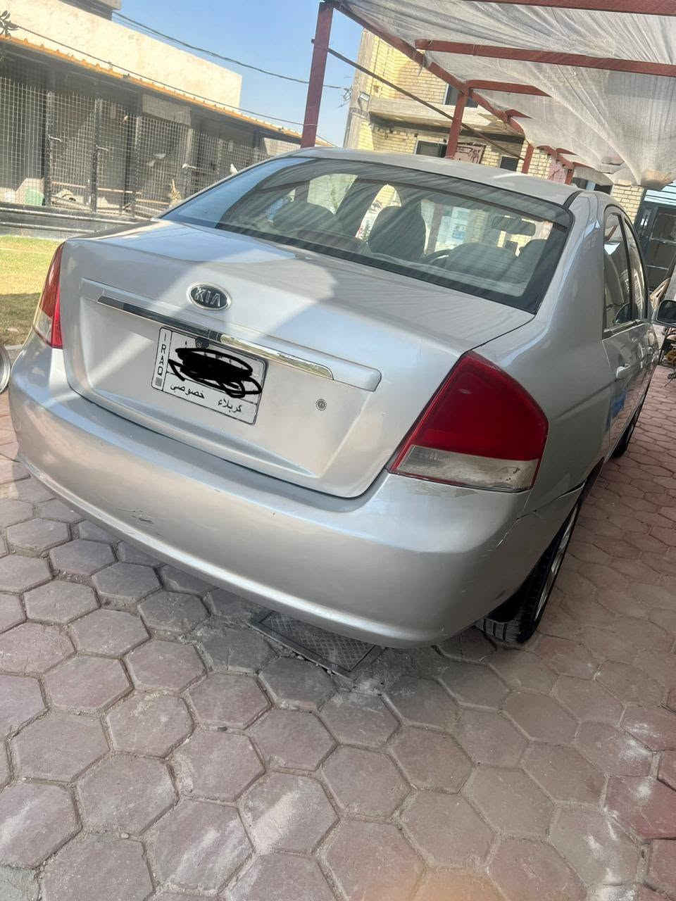سبكترا 2007 محرك 2000
كربلاء منطقة الامام عون 
***********
السياره بيها جاملغ خلفي حادثها 
وبيها صبغ حزام للجماليه 
كير محرك شواصي كفاله 
تبريد ثلج 
سنويتها لل 27
تخم تأير جديد 
حداديه جاهزه ما بيها نقص
سعر 77 ورقه
