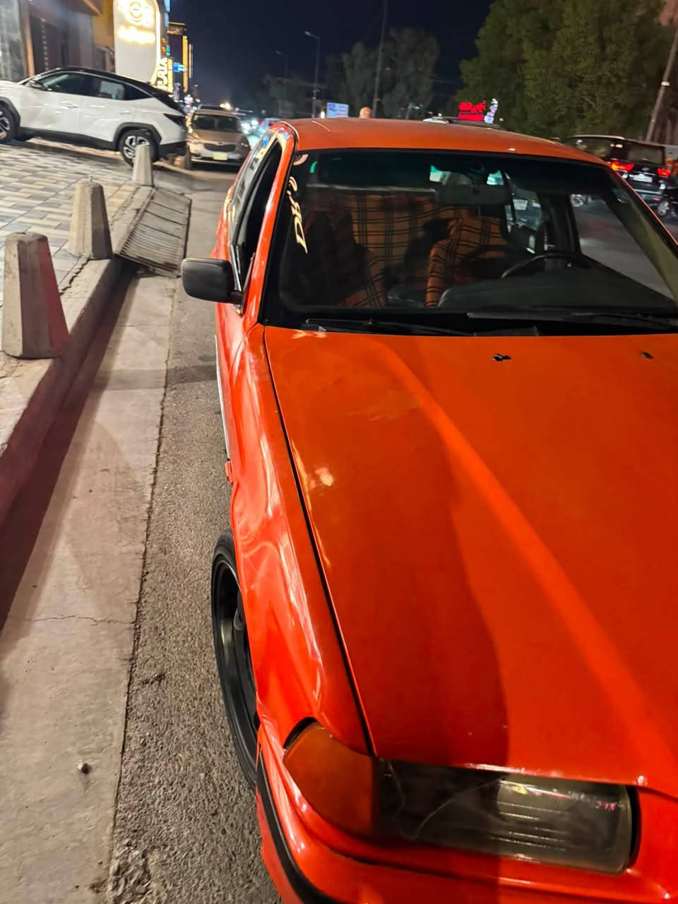 BMW e36
رقم أنكليزي جديد تحويل شوكت ميعجبك 
موديل 1992 للبيع 
مكينه 28 تك فانوس 
مشط جديد 
بور ستيرن جديد 
قاعده كاردن جديده 
اكسل 8 براغي بلادي 
نوزلات جددد 
بلكات جدد 
مجاول جديده 
عمبار كلج جديد 
لايتات زنون 
نقصهه فقط 
درايم شفت خلفي تك فقط جهه السايق 
غرفه 80 % 
الكشر 70%
كير مكفول zf 
مكينه بيهه خيط تبخير بصيط دهن مامبدل 
عارضه للبيع ب35 وبيهه مجال بسيط حك الجيه 
للتواصل ***********
