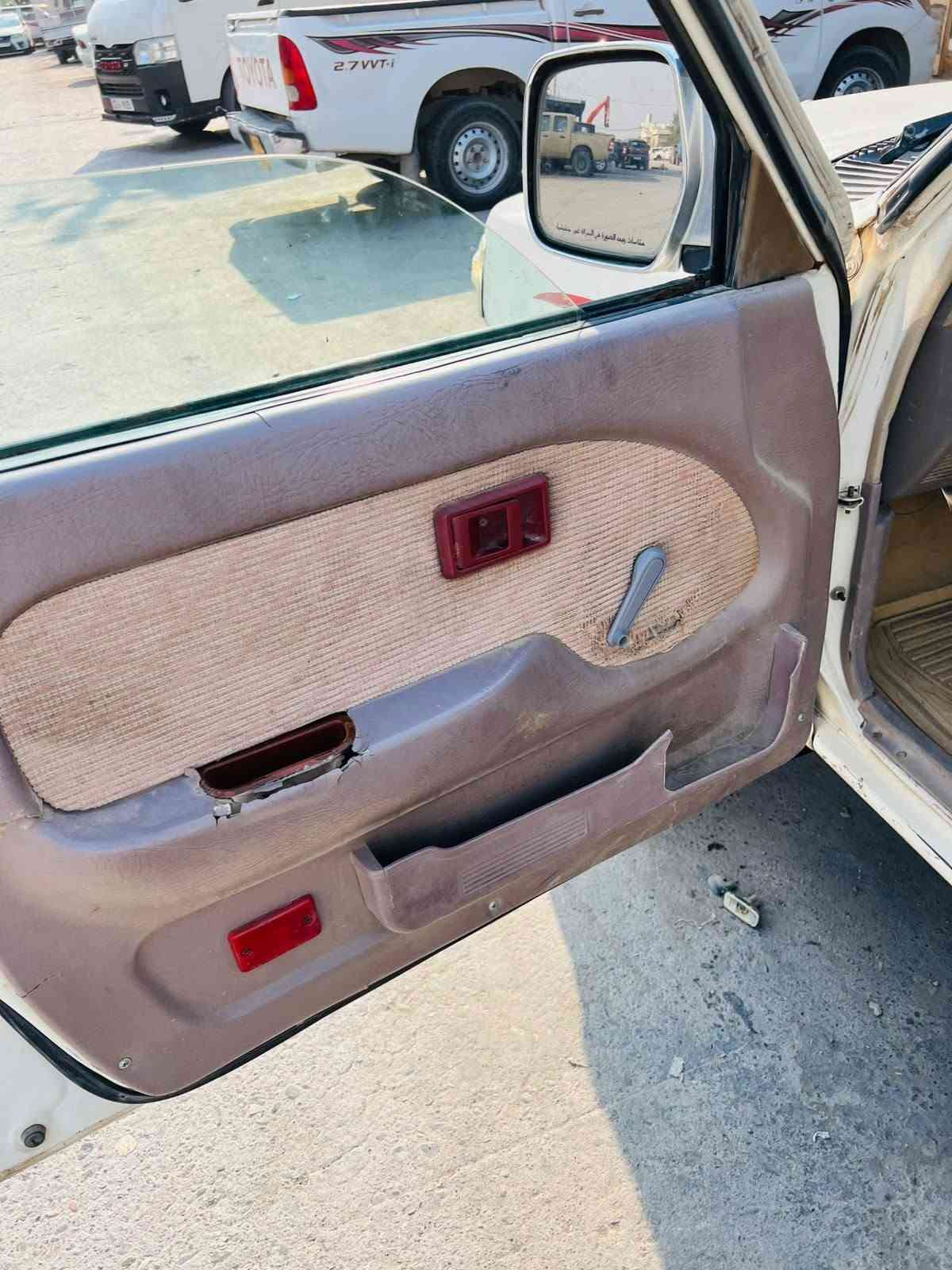 دێر 2006بێ بۆیاغ بێ خایس گێڕو مە کینە و ئە کسل بە شە رت منفێست ئە سڵی 4تایە لۆک سە یارە کە هی محرز نیە ـ26 وەرە قە قفڵ ***********
*********** السليمانية, العراق

