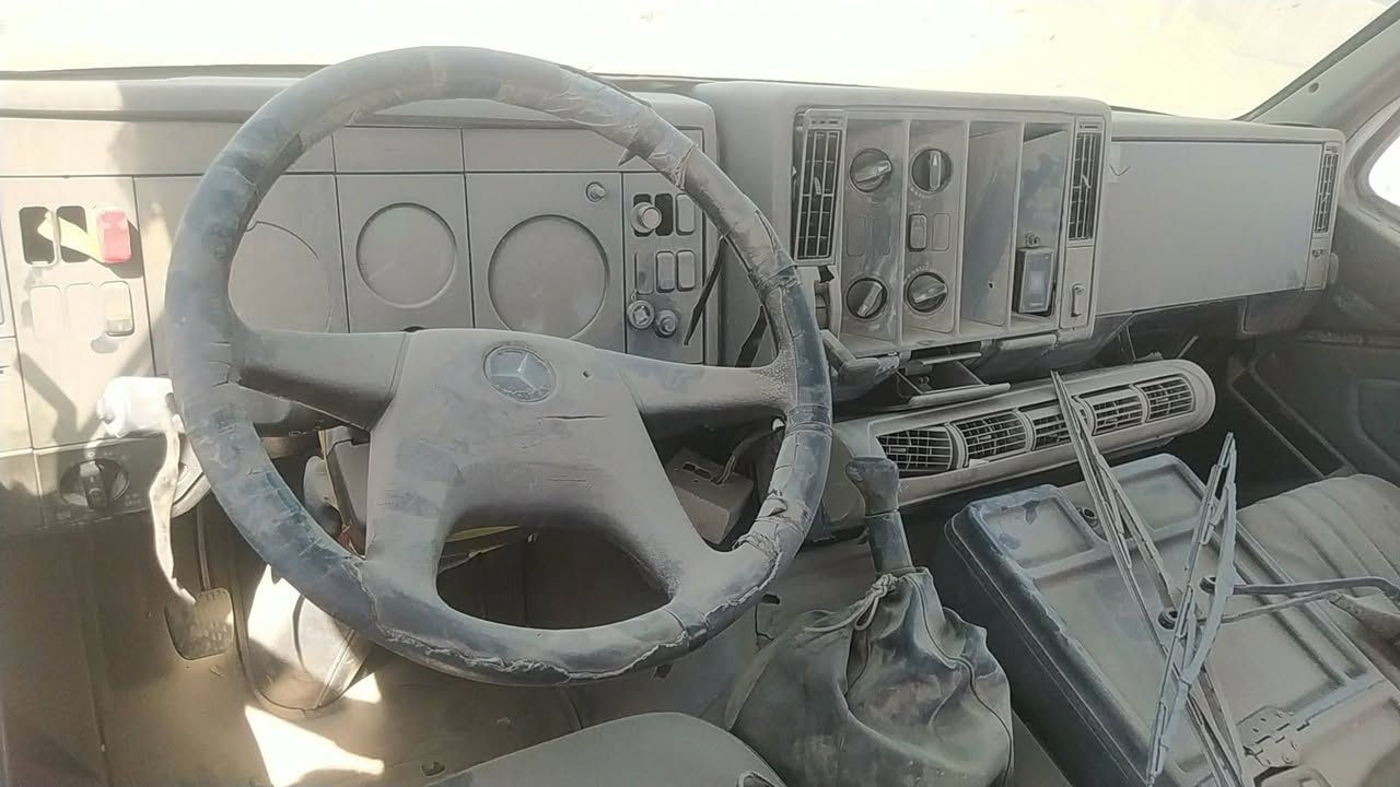 السلام عليكم ورحمه الله وبركاته
للبيع قماره وربع مال حاويه مديل 97 مصبوغه شركات 
مكاني النجف الاشرف حي الصناعي غير متواجد عالنت 
للاستفسار الاتصال 
***********
***********
