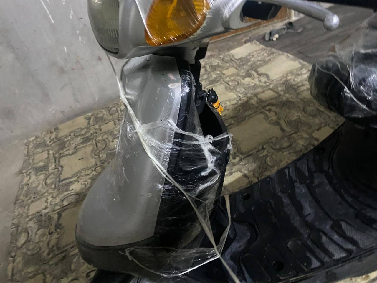 دراجه بطه دراجه نظيفه دراجه من اول هنده تشتغل دراجه كهربائيه دراجه 250 وبيها مجال***********
