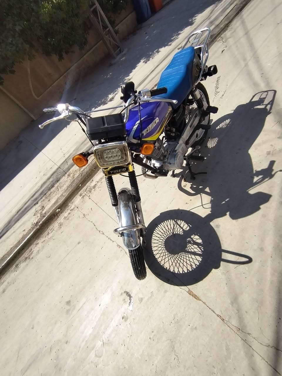 تايكر  19كهربيات كلها شغاله محرك اخرس لايتات اشاير ماطور ميعوزو ربع سعر 350 بمجال مال جيتكم  مكاني موصل ايسر رقم ***********واتساب
