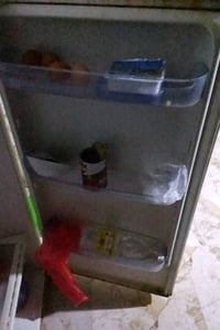 ثلاجة مستعملة اخت الجديد باردة فريز تجميد وتبريد اتصل على 07877666576