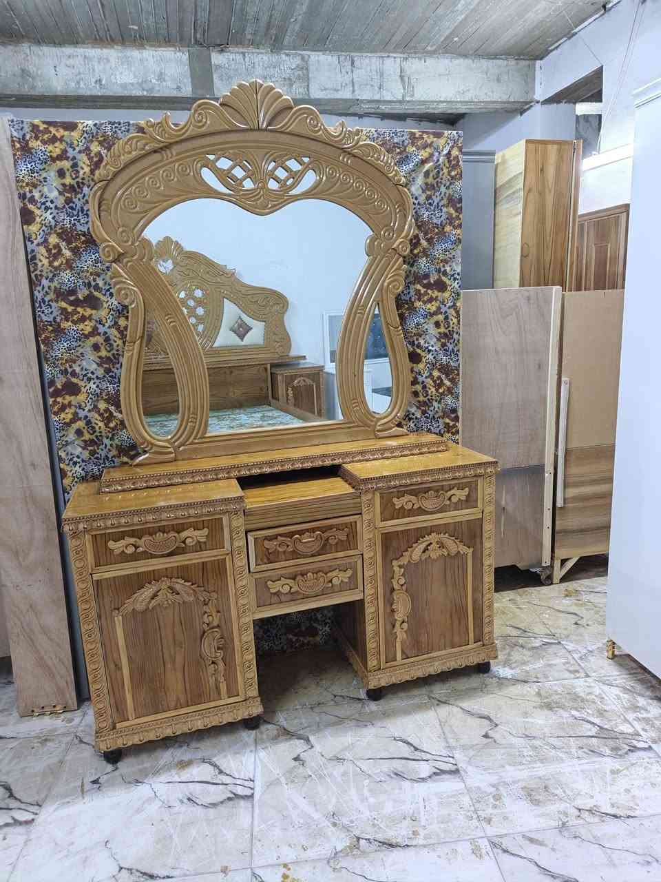 تخت مستعمل • مرايا • تلعفر