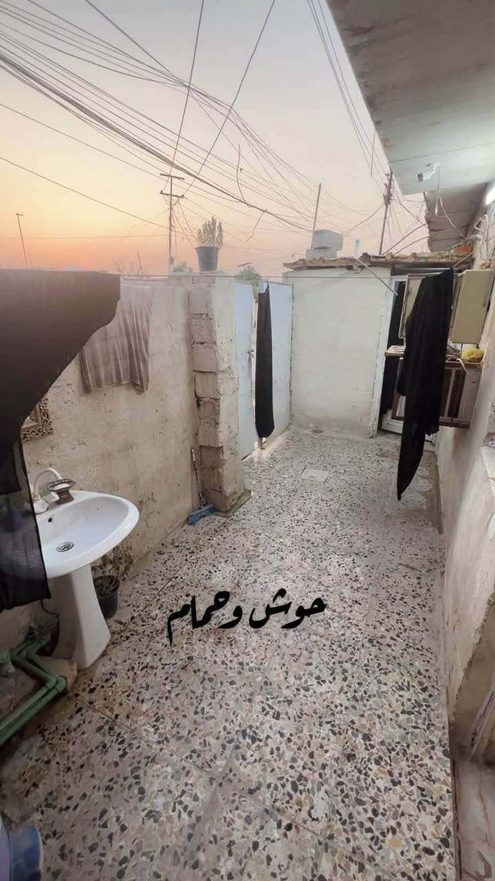 بيت للايجار • عائلة صغيرة • مرتب ونضيف