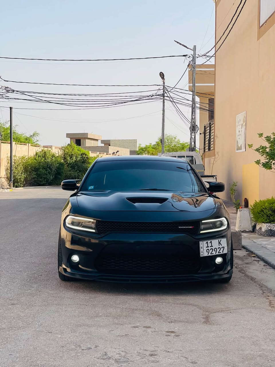 جارجر جي تي 2019 سوبر تراك باك 
محرك 6 سلندر حجم 3600
رقم بغداد الجديد حلو مرتب (92927) باسمي تحويل ثاني يوم 
سياره ضرره فقط باب خلفيه صبغ فقط
سونر ضمن منشور  موضحلك حتى رصعه
السعر 204 وبيه مجال
المواصفات فول للاخير بس بدون فتحه 
كشنات كهرباء جلد تدفئة وتبريد 
كشن ذاكره خزن ميموري 
رادارات 
سستم صوت الباين 
دكمه سوبر تراك باك + دكمه سبورت 
تراكشن 3 وضعيات 
ستيرن كهرباء + تدفئة ستيرن 
دشبول وبطاين بوب جلد و تطريز بلادي 
ويل نجمه خسفه القويه اصلي مو تجاري 
تخم تايرات جدد خلفي 315 + امامي 245 
تووووو 2 ويل دفع خلفي 
عداد المسافة : 103 كيلو 
سستم كامل لحايا وعتب 
كفرات فجوج 6 بستم 
ادامه كامله من دهن وفلاتر ومنضومة ماي وبانزين ومنضومة احتراق ( برغي مناقصه ) 
 
السعر 204 وبالعافيه ع ياخذه 
ملاحظة : كير مكينه حداديه حجر بيئة تبريد كهربائيات كولهن ع وضع شركة ومملعوب بيهن ابد وشرط الفحص سياره جديده واحلى من صور 
بيع فقط واعتذر عن المراوس
الشراي يتصل 
*********** اتصال 
*********** وتساب
