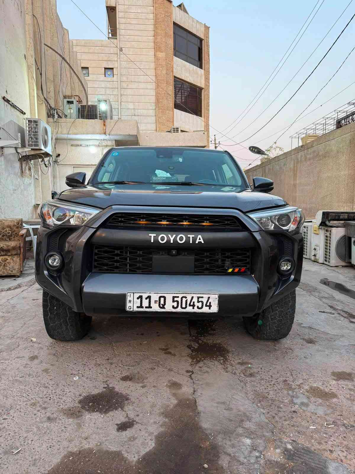السلام عليكم للبيع Toyota4runner
Sr5 premium xe
2023
رقم بغداد ماشية 37 الف ميل 
فول مواصفات فور ويل 
5 راكب 
السعر 26 الف دولار 
وبيها مجال للشراي 
***********
مكاني بغداد الكاظمية

نص مكتوب في الصور:
- PLC Auction JTENU5J5R5P6208480 Toyota 4 Runner 2023 الولايات المتحدة - ... قد تكون الصور محمية بموجب حقوق النشر. مزيد من المعلومات مشاركة PLC Auction PLC Auction JTENU5JR5P6Q عع