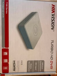 dvr هيك فجن للبيع ٨ جنل ٤ ميكا سعر القطعة ٥٠ الف 07717727078