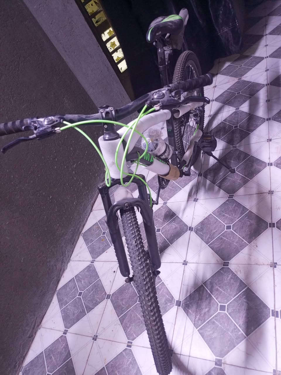 سلام عليكم باسكل جديد جديد بل فلين بعده 
موظحع بل صوره 
سعررر 200 الف بي مجال قليل
مكاني بغداد البياع الشرطة الخامسه 
رقم الهاتف ***********
