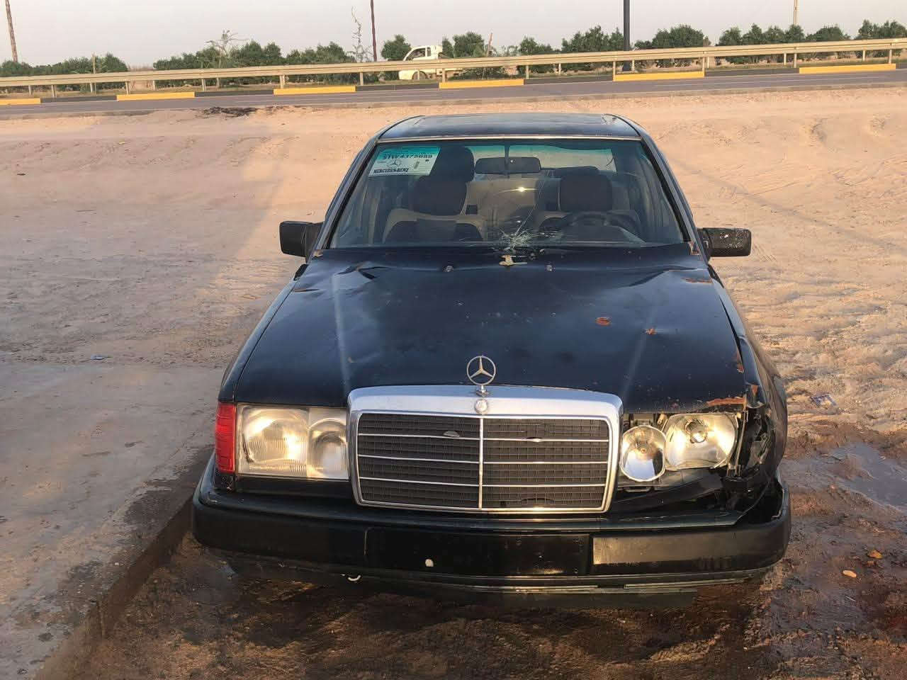 السلام عليكم سياره مارسيدس دب 91 اصل رقم بغداد وكاله عامه مطلقه باسمي باركود تحويل شرط دبلات معمره مكينه كير مكفولات  كهربائيات شغاله گيچات شغاله بيها ضربه خفيفه يم الايت تدفئه شغاله تبريد السعر37 وبيها مجال مجال العنوان بصره سفوان ***********
