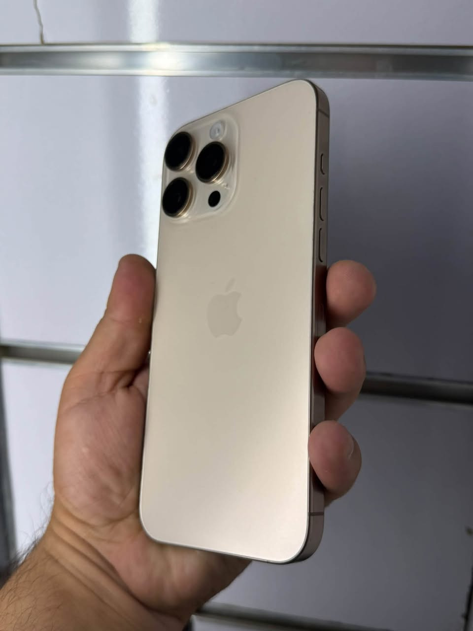 iPhone 16 Pro Max
" ايفون 📲16 برو ماكس 

" اللون المميز 

" بطاريه 🔋94 عدد الدورات  442

" ذاكره 256 

جهاز ( تك سيم  ماستر عربي شرق اوسط)

"شخط واحد ما بي اخو الجديد

"مكفول كفاله عامه من فتح وتصليح

السعر / خاص او اتصال 

العنوان / موصل حي السكر

للتواصل / *********** واتساب او اتصال عل رقم

 واذا ماعجبك الجهاز تاخذ الاحسن منه يارب
