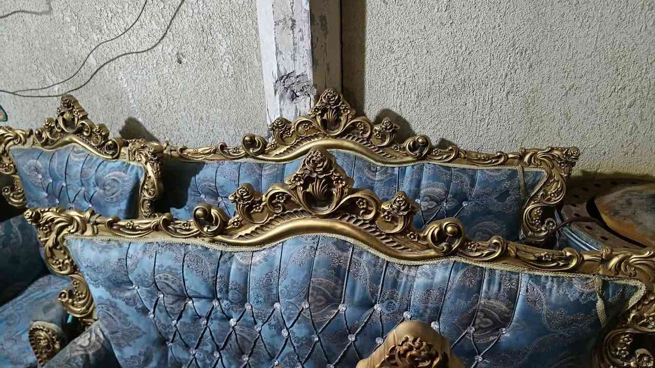 اعادة نشر بسبب الوعود الكاذبة... سلام عليكم تخم ملكي للبيع نضيف. نضيف. تجي وشوف شوف عينك. سعرة. مناسب جدآ350وبي مجال حك جية. عنوان كربلاء حي لحر ***********
