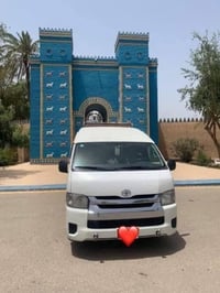 تويوتا هايس • ١٤ راكب • العتبات المقدسة